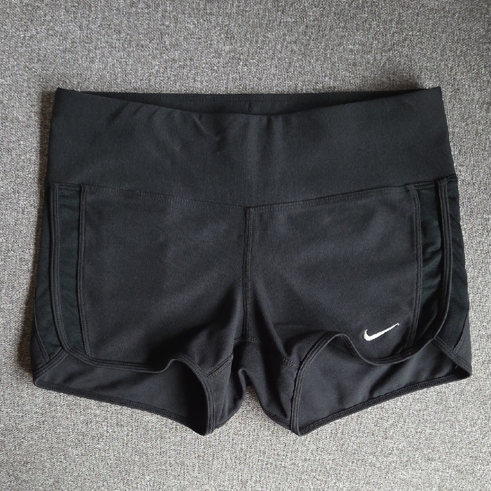 Nike Black Athletic Shorts Moisture-Wicking Performance